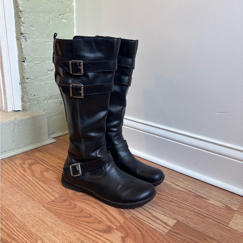 b.o.c. Size 11 Tycho Buckled Boots in black with Decorative Buckles